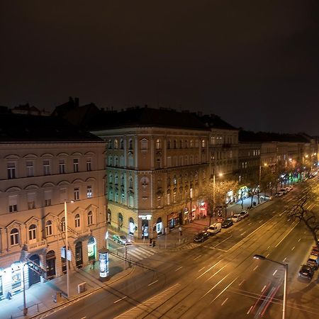 Nine Trees Apartment Budapeste Exterior foto
