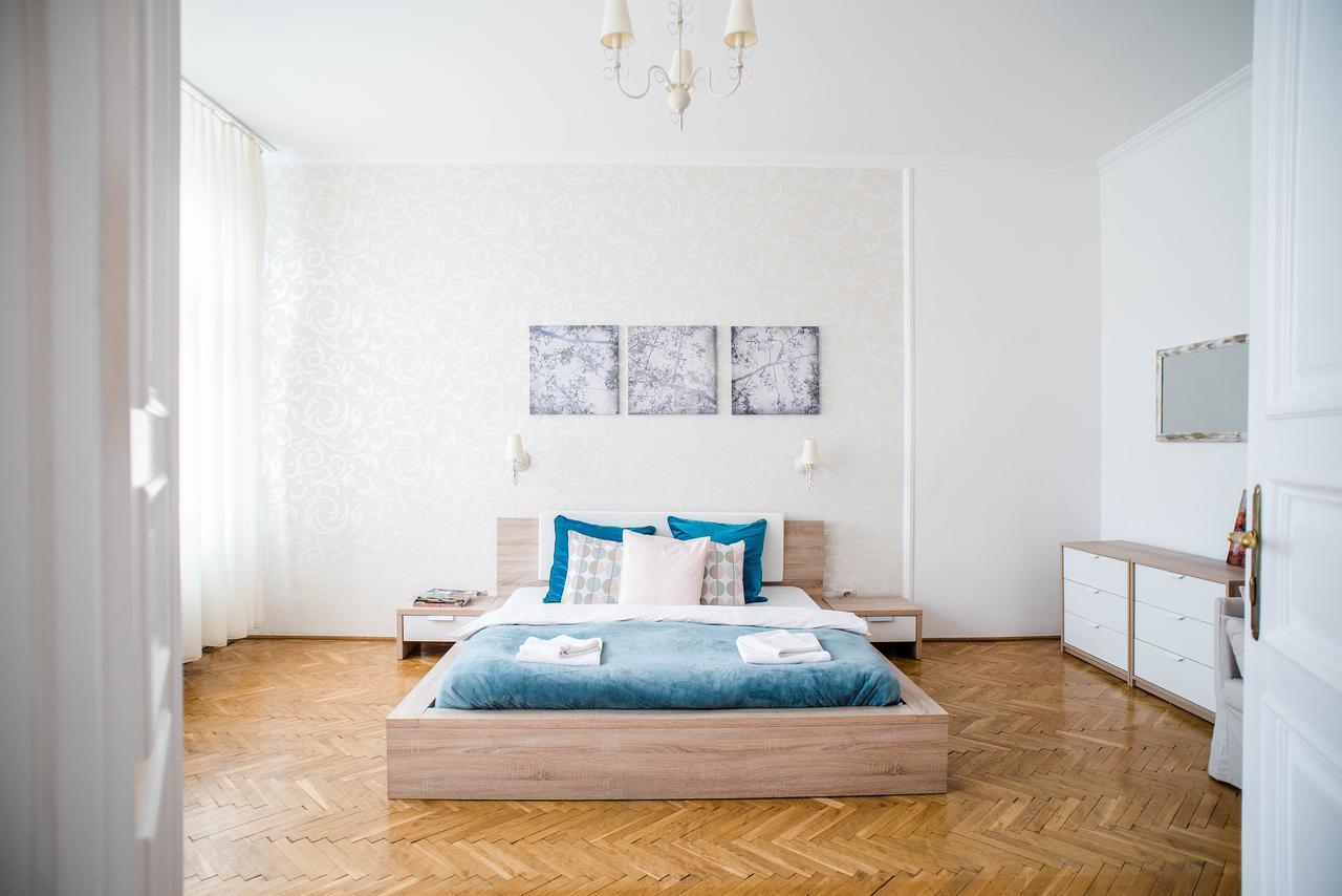 Nine Trees Apartment Budapeste Exterior foto