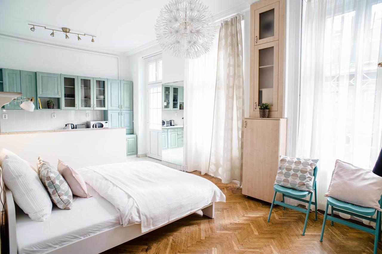 Nine Trees Apartment Budapeste Exterior foto